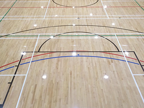 sol synthétique pour gymnase