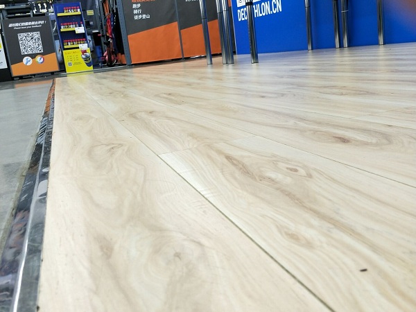 SPC flooring